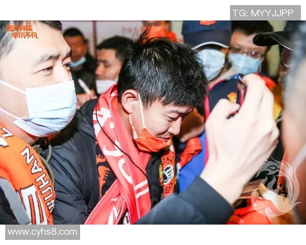 武汉篮球队状态引发热议球迷对球队表现褒贬不一 武汉篮球队状态引发热议球迷对球队表现褒贬不一