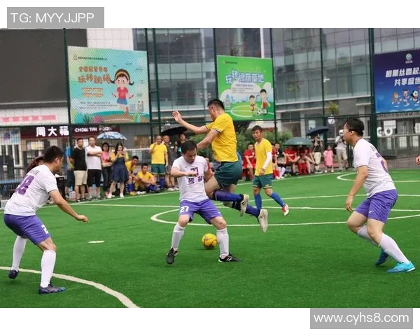 情侣同心穿搭足球情侣球衣展现爱的默契与激情